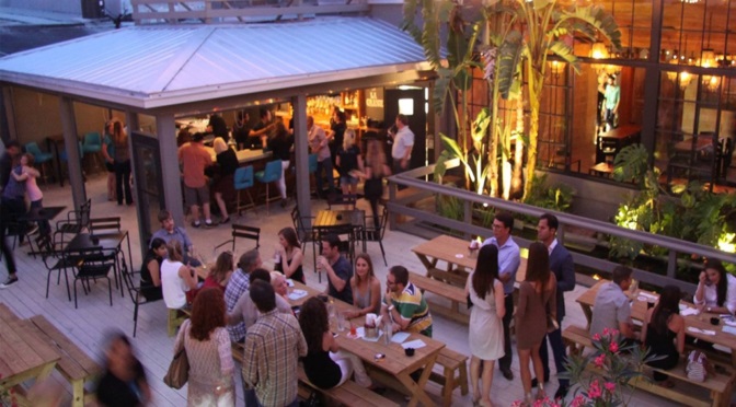 luxury tour bus in chicago