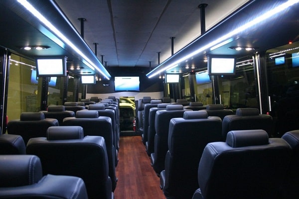 coach bus rental in spokane